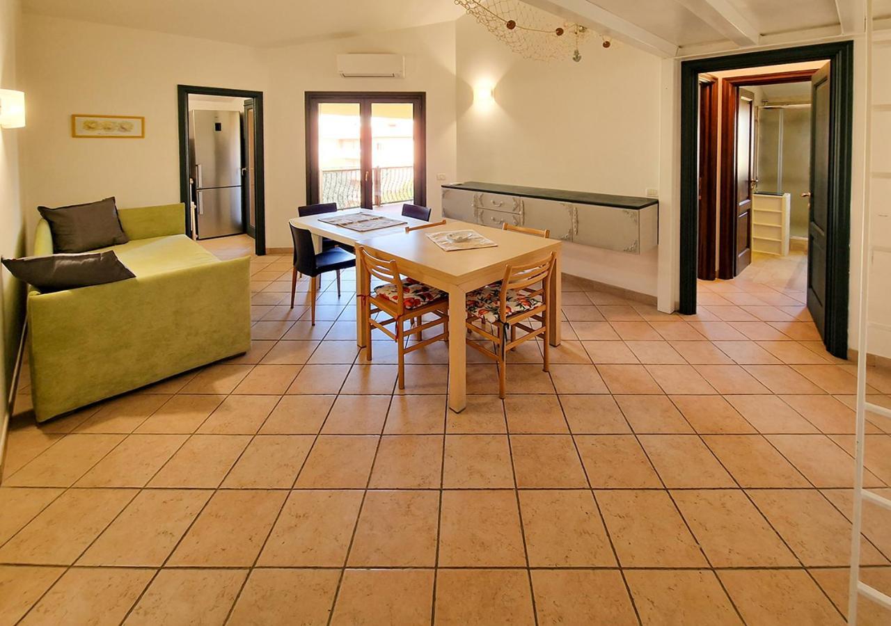 Murphy Holiday Home - Residenza Aldo Moro 02 La Maddalena  Extérieur photo
