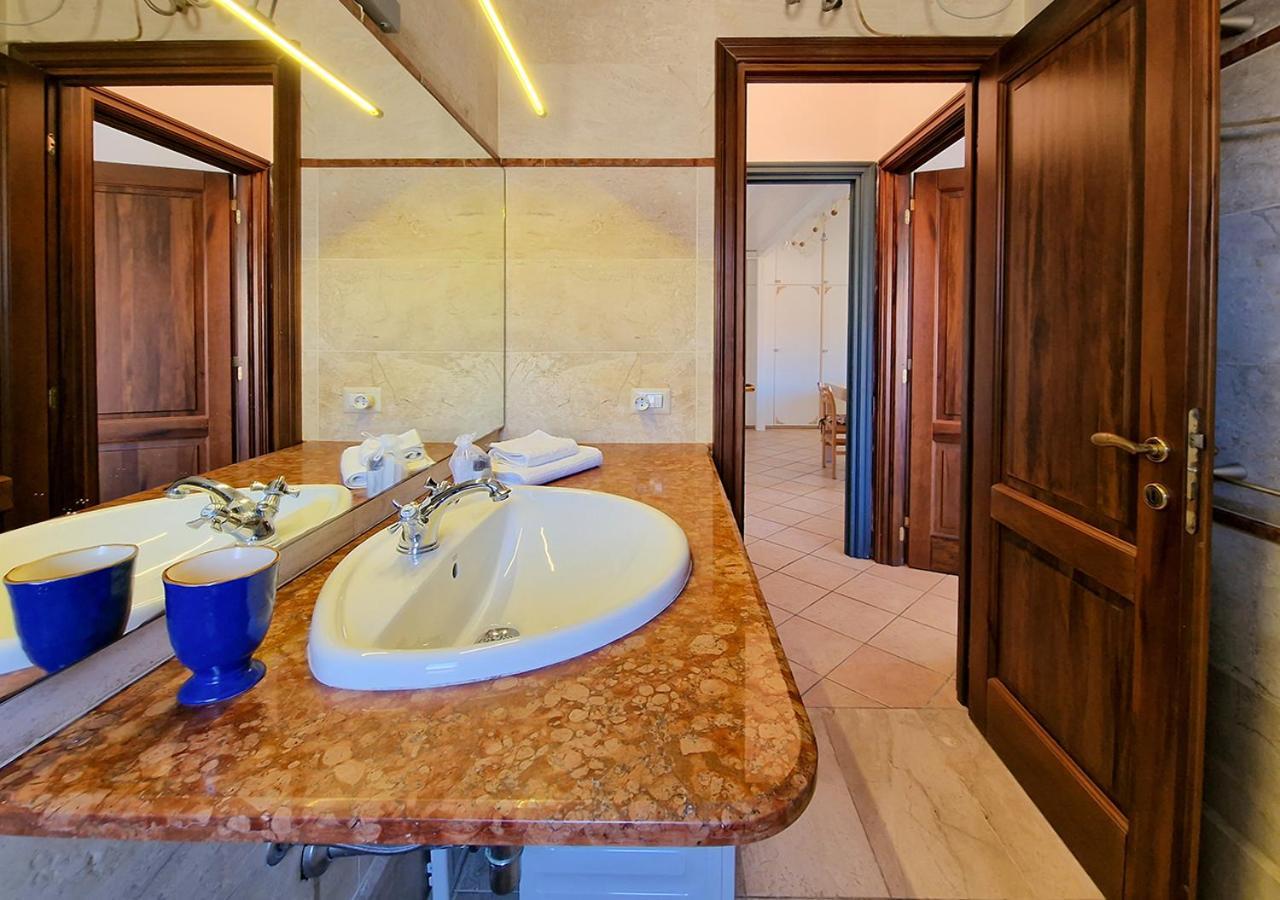 Murphy Holiday Home - Residenza Aldo Moro 02 La Maddalena  Extérieur photo